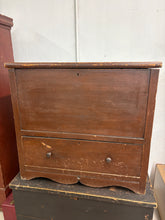 Load image into Gallery viewer, Renfrew County Panelled Blanket Box