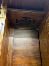 Load image into Gallery viewer, Quarter-Sawn Oak Shaving Stand with Mirror
