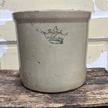 Load image into Gallery viewer, 2 Gallon Crown crock
