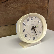 Load image into Gallery viewer, Westclox, big Ben wind up clock
