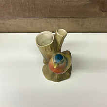 Load image into Gallery viewer, Vintage bud vase
