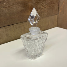 Load image into Gallery viewer, Crystal perfume bottle
