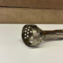 Load image into Gallery viewer, ￼ Vintage, grape fruit corer
