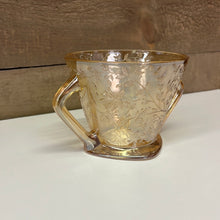 Load image into Gallery viewer, 1950s Jeanette glass sugar bowl
