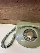 Load image into Gallery viewer, Pancake rotary phone
