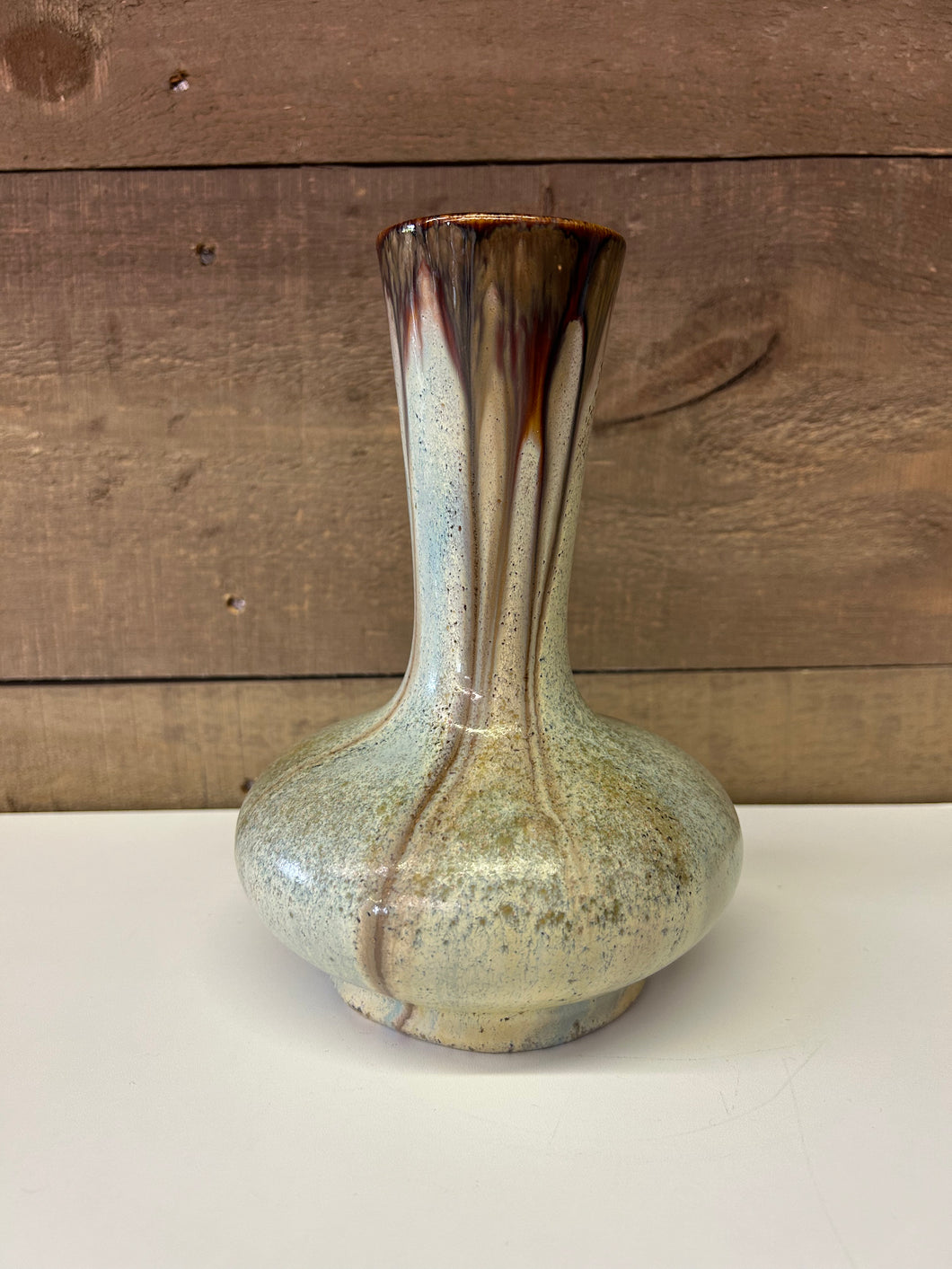 Belgium drip vase