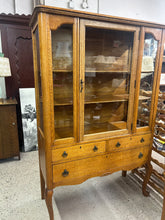 Load image into Gallery viewer, Oak China/Display Hutch
