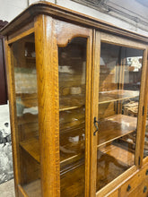 Load image into Gallery viewer, Oak China/Display Hutch
