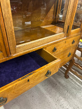 Load image into Gallery viewer, Oak China/Display Hutch
