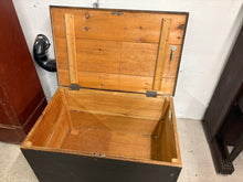 Load image into Gallery viewer, Early Pine Storage Chest – Rosehead Nails – Original Paint

