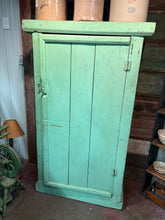 Load image into Gallery viewer, Early Glen Robertson Pine Storage Cupboard – Beaupré Family – Original Mustard Interior
