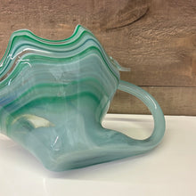 Load image into Gallery viewer, Vintage hand blown glass, swan,l
