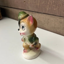Load image into Gallery viewer, Vintage salt shaker
