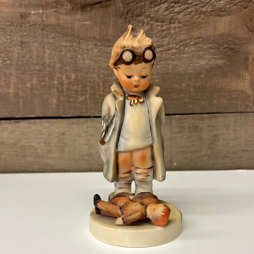 Hummel “Doctor”