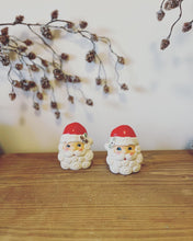 Load image into Gallery viewer, Santa salt and pepper shakers
